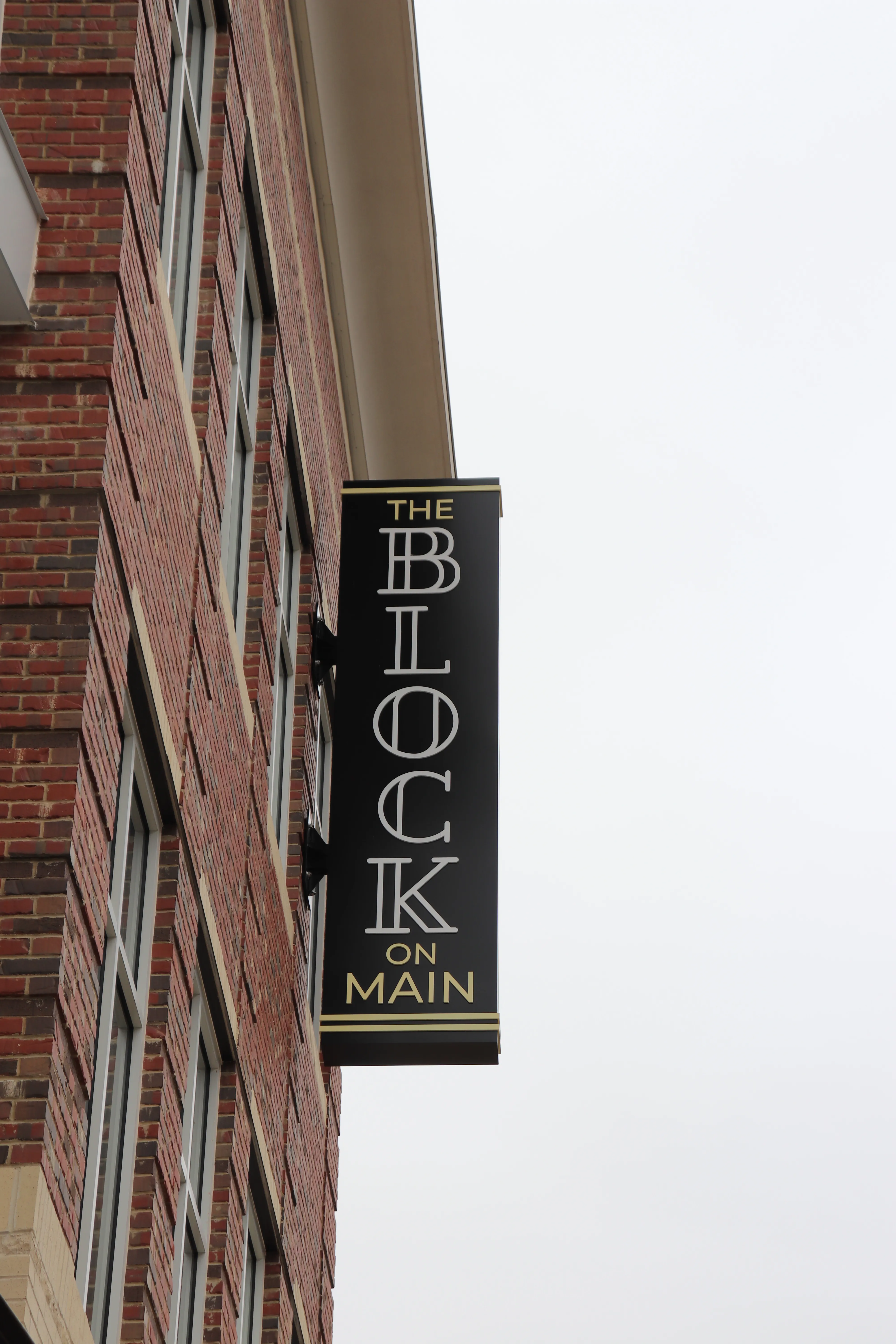 Beau Monde Salon Suites exterior